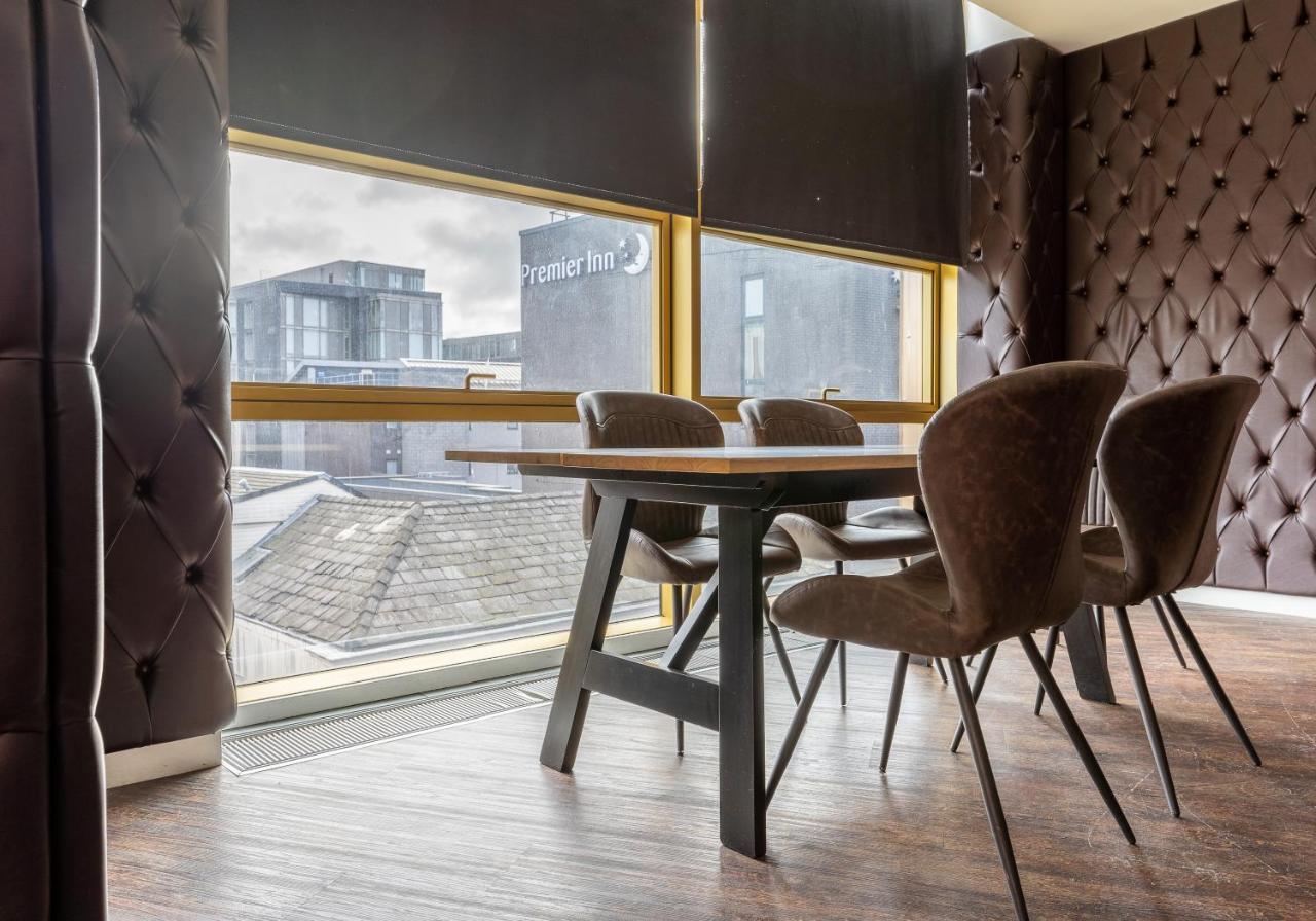 The Bling Hotel By Ustay Aparthotels Liverpool Exterior photo